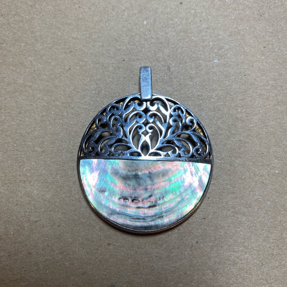 Sterling Silver Shell Abalone Circle Pendant - image 1